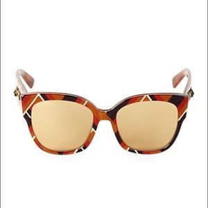 Gucci 55MM lens Red Multi NIB imported was $625